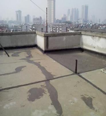 凤凰漏水维修 楼顶漏水是什么原因，楼顶漏水维修方法是什么?